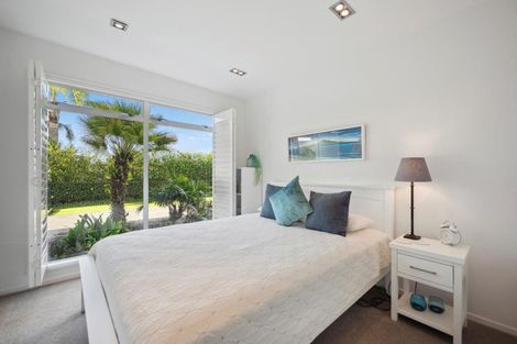 Photo of property in 12a Eastcliffe Road, Castor Bay, Auckland, 0620