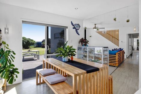 Photo of property in 475 Manawapou Road, Hawera, 4672