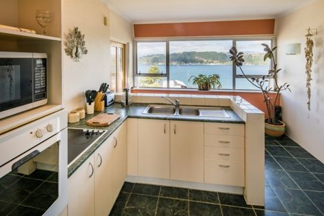 Photo of property in 2u6 Grafton Road, Roseneath, Wellington, 6011