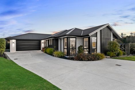 Photo of property in 318 Lakes Boulevard, Pyes Pa, Tauranga, 3112
