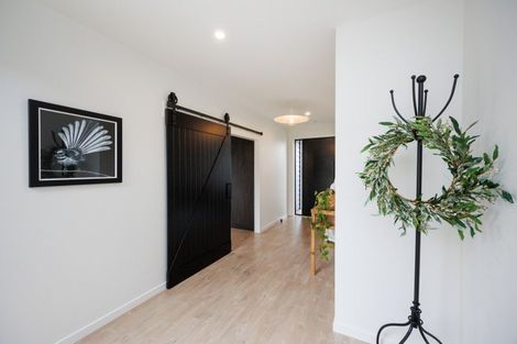 Photo of property in 72 Hartwell Drive, Kelvin Grove, Palmerston North, 4470