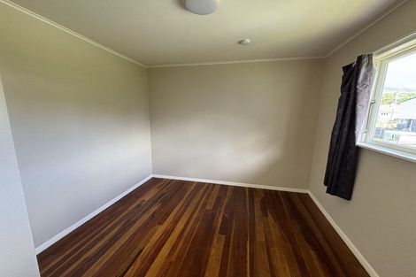 Photo of property in 82-84 Leicester Street, Cannons Creek, Porirua, 5024