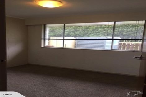 Photo of property in 10f3 Rawson Street, Tawa, Wellington, 5028