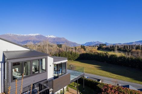 Photo of property in 21 Cotter Avenue, Arrowtown, 9302