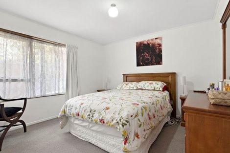 Photo of property in 1/6 Helvetia Drive, Browns Bay, Auckland, 0630
