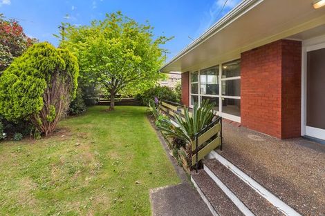 Photo of property in 79 Birdwood Avenue, Papatoetoe, Auckland, 2025