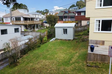 Photo of property in 1 Rimu Street, Tawa, Wellington, 5028