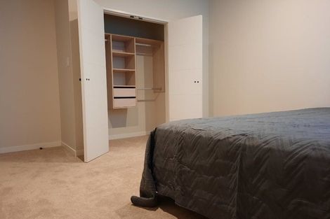 Photo of property in 8 Skua Road, Hobsonville, Auckland, 0616