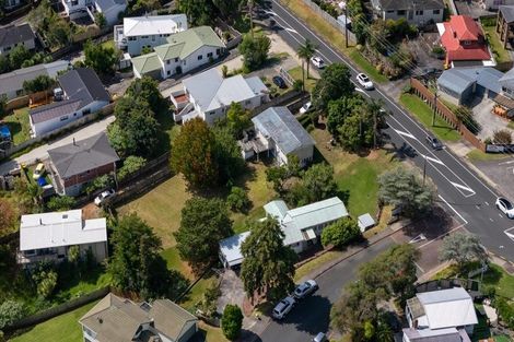 Photo of property in 646 Beach Road, Browns Bay, Auckland, 0630