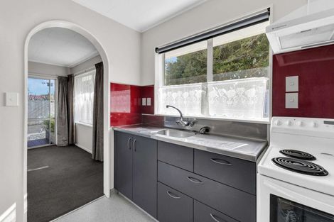 Photo of property in 44 Ballance Street, Lower Vogeltown, New Plymouth, 4310