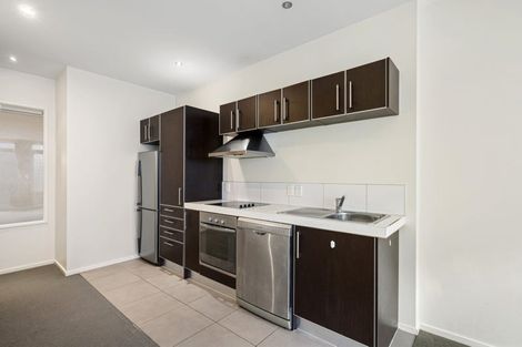 Photo of property in Las Olas De Cuba, 3/35 Torrens Terrace, Mount Cook, Wellington, 6011