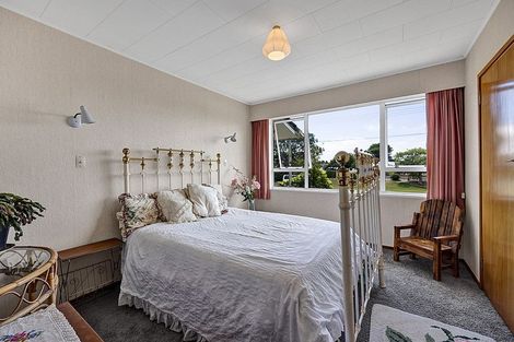 Photo of property in 55 Broadway, Stratford, 4332