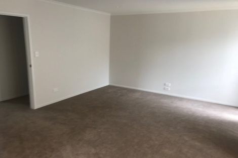Photo of property in 19 Perla Road, Pukekohe, 2120