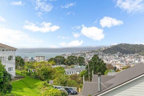 Photo of property in 49 Devon Street, Aro Valley, Wellington, 6021