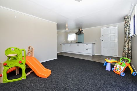 Photo of property in 71 Fairview Street, Fairview Downs, Hamilton, 3214