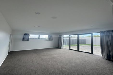 Photo of property in 25 Cassin Place, Taradale, Napier, 4112