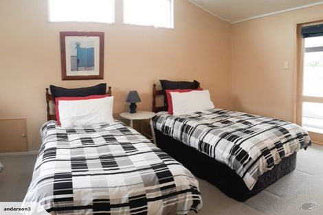 Photo of property in 19 Hillcrest Drive, Kelvin Grove, Palmerston North, 4414