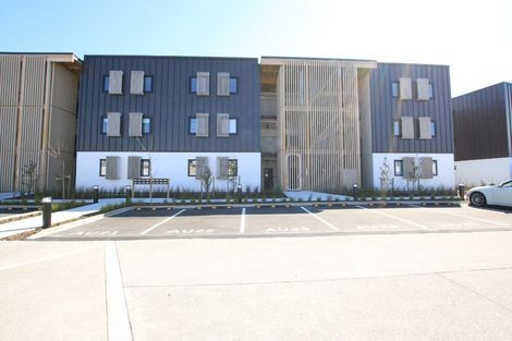 Photo of property in 1/167 Hobsonville Point Road, Hobsonville, Auckland, 0616