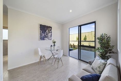 Photo of property in 5 Eastfield Avenue, Flat Bush, Auckland, 2019