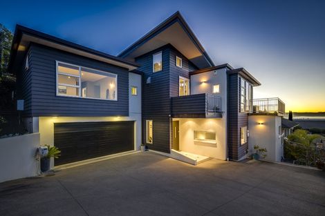 Photo of property in 14a George Street, Hospital Hill, Napier, 4110