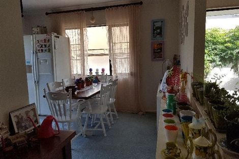 Photo of property in 80 Sunset Road, Unsworth Heights, Auckland, 0632