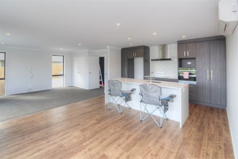 Photo of property in 15 Lomay Place, Te Puke, 3119