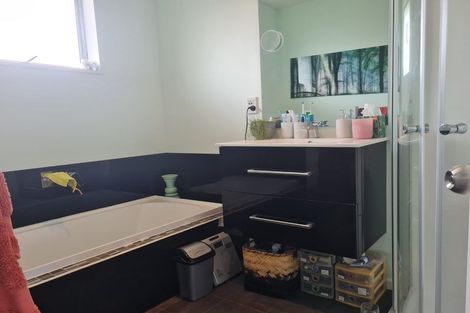 Photo of property in 90 Springs Road, Hornby, Christchurch, 8042