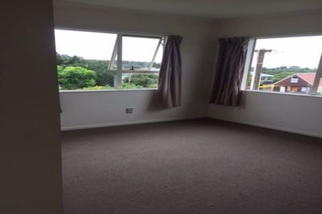 Photo of property in 16 Kauri Glen Road, Northcote, Auckland, 0627