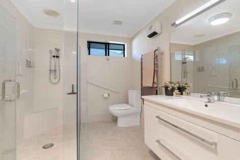 Photo of property in 6 Golden Courie Close, Papamoa Beach, Papamoa, 3118