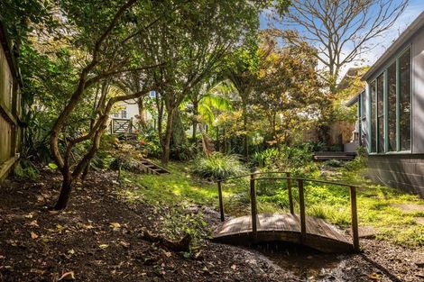 Photo of property in 2 Moata Place, Devonport, Auckland, 0624