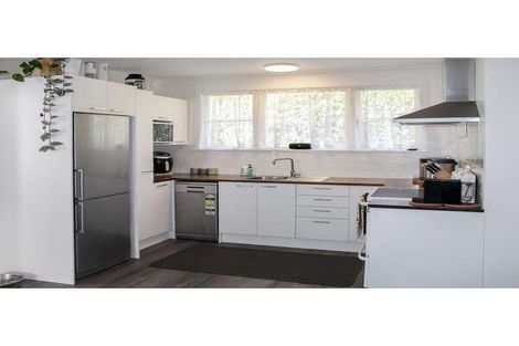 Photo of property in 51 Parkland Crescent, Terrace End, Palmerston North, 4410