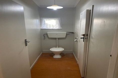 Photo of property in 24 Airdrie Road, Ranui, Auckland, 0612
