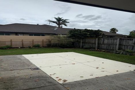 Photo of property in 32 Nielsen Gardens, Rototuna, Hamilton, 3210