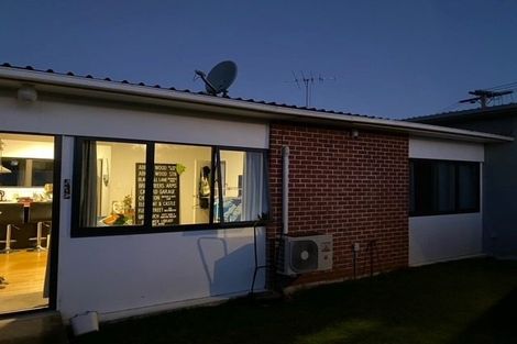Photo of property in 3/125a Birkdale Road, Birkdale, Auckland, 0626
