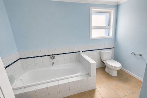 Photo of property in 43 Amapur Drive, Khandallah, Wellington, 6035