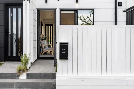 Photo of property in 2/2 Jadewynn Drive, Massey, Auckland, 0614