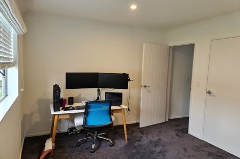 Photo of property in 90b/1 Endeavour Drive, Whitby, Porirua, 5024