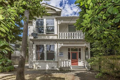 Photo of property in 97 Webb Street, Mount Cook, Wellington, 6011