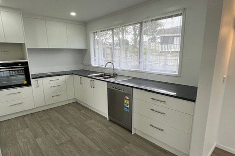 Photo of property in 45 Murvale Drive, Bucklands Beach, Auckland, 2014