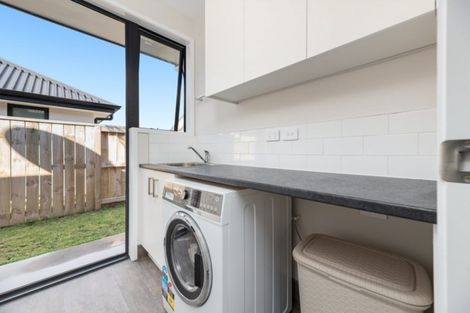 Photo of property in 51 Kahuparere Crescent, Pyes Pa, Tauranga, 3112