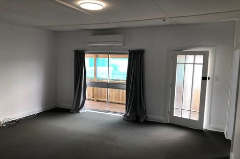 Photo of property in 1/29 Edwards Avenue, Henderson, Auckland, 0610