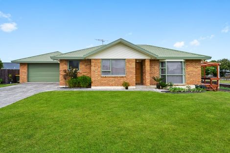 Photo of property in 2 Shannon Place, Nawton, Hamilton, 3200