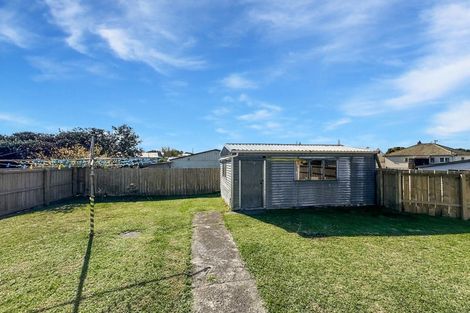 Photo of property in 18 Swiss Avenue, Gonville, Whanganui, 4501