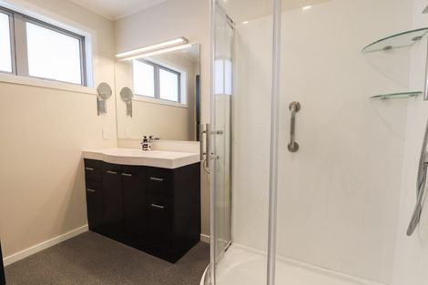 Photo of property in 13 Gipps Street, Karori, Wellington, 6012