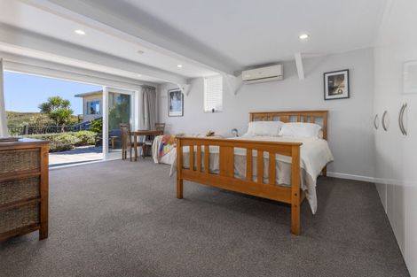 Photo of property in 68a Mana Esplanade, Paremata, Porirua, 5026