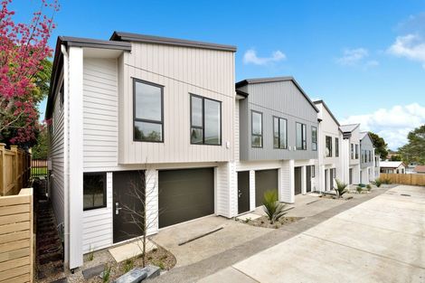 Photo of property in 30a/1 Tirimoana Road, Te Atatu South, Auckland, 0602