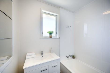 Photo of property in 113b Stortford Street, Saint Leonards, Hastings, 4120