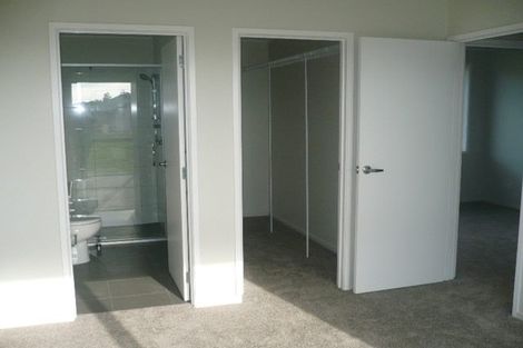 Photo of property in 12 Maxwell Road, Pukekohe, 2120