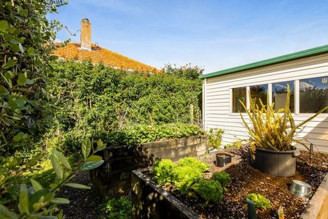 Photo of property in 139 Tukapa Street, Westown, New Plymouth, 4310