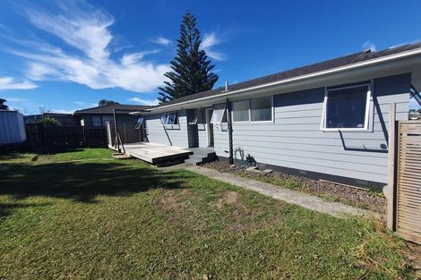 Photo of property in 75 Solar Road, Glen Eden, Auckland, 0602